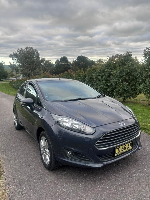 2014 Ford Fiesta Trend - Image 2