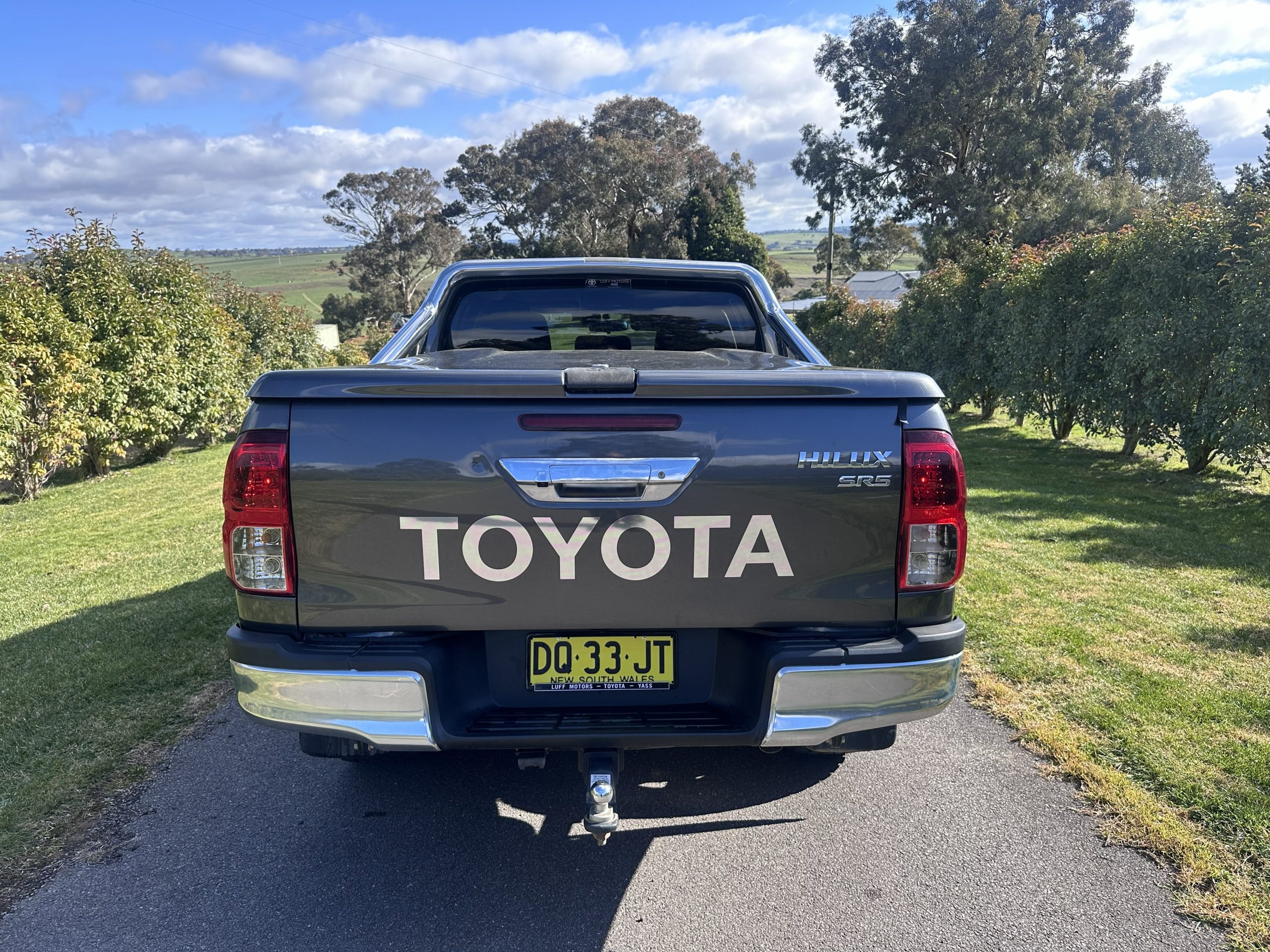 2020 Hilux 4x4 SR5 Dual Cab - Image 15