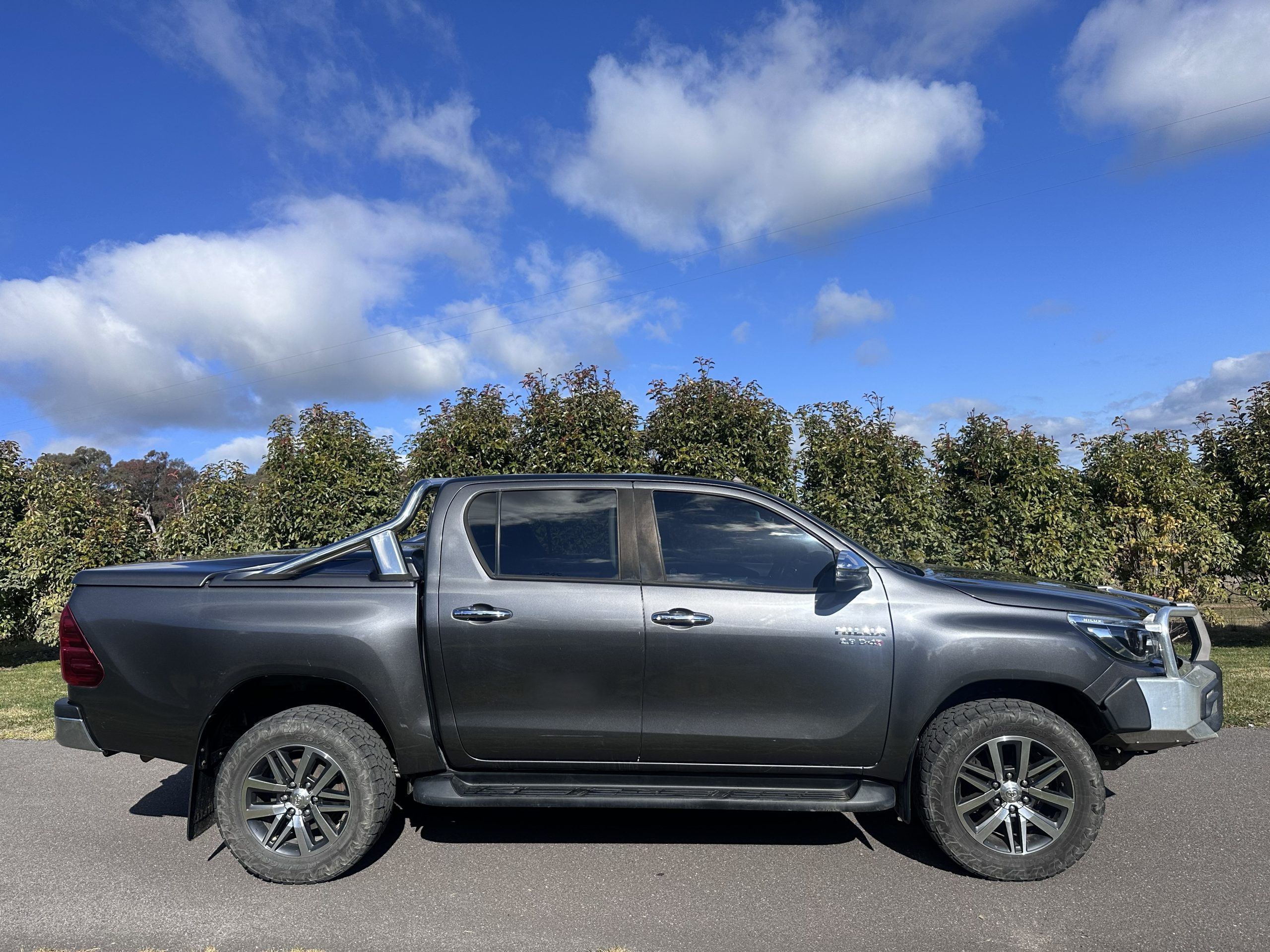2020 Hilux 4x4 SR5 Dual Cab