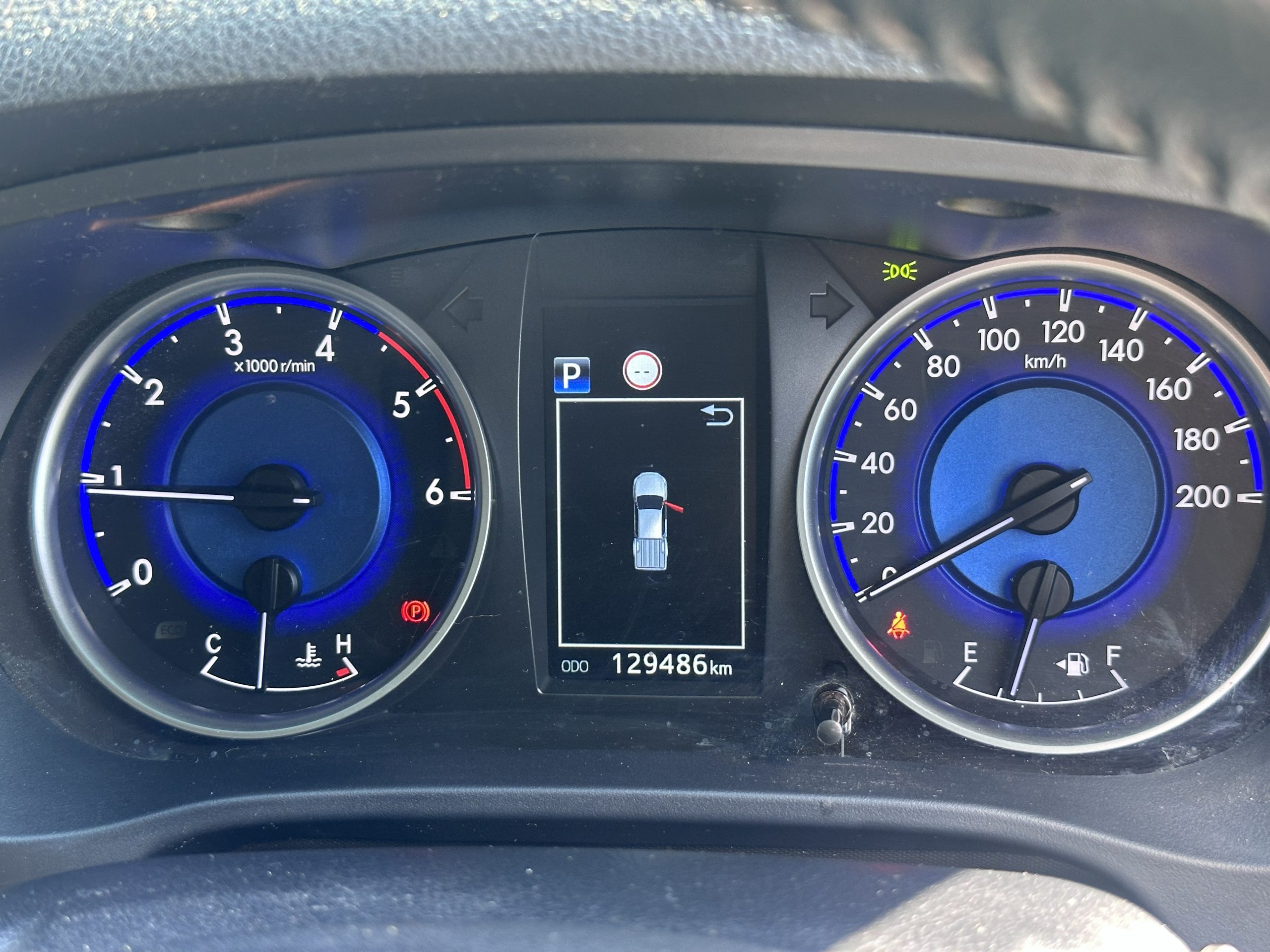 2020 Hilux 4x4 SR5 Dual Cab - Image 7