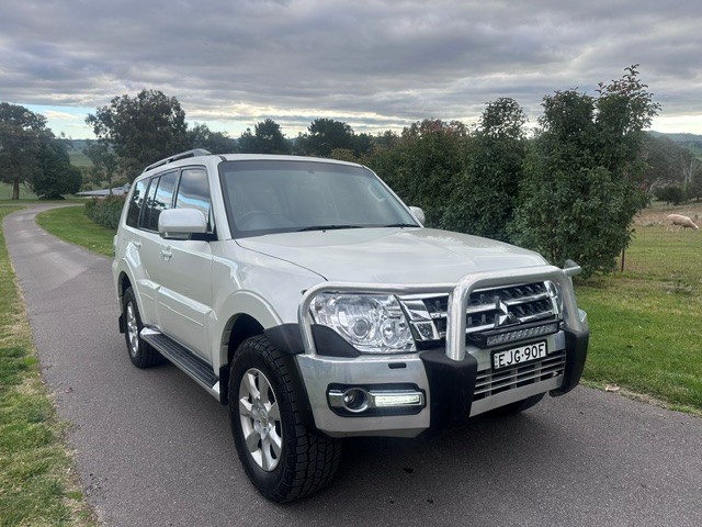 2020 Mitsubishi Pajero GLX