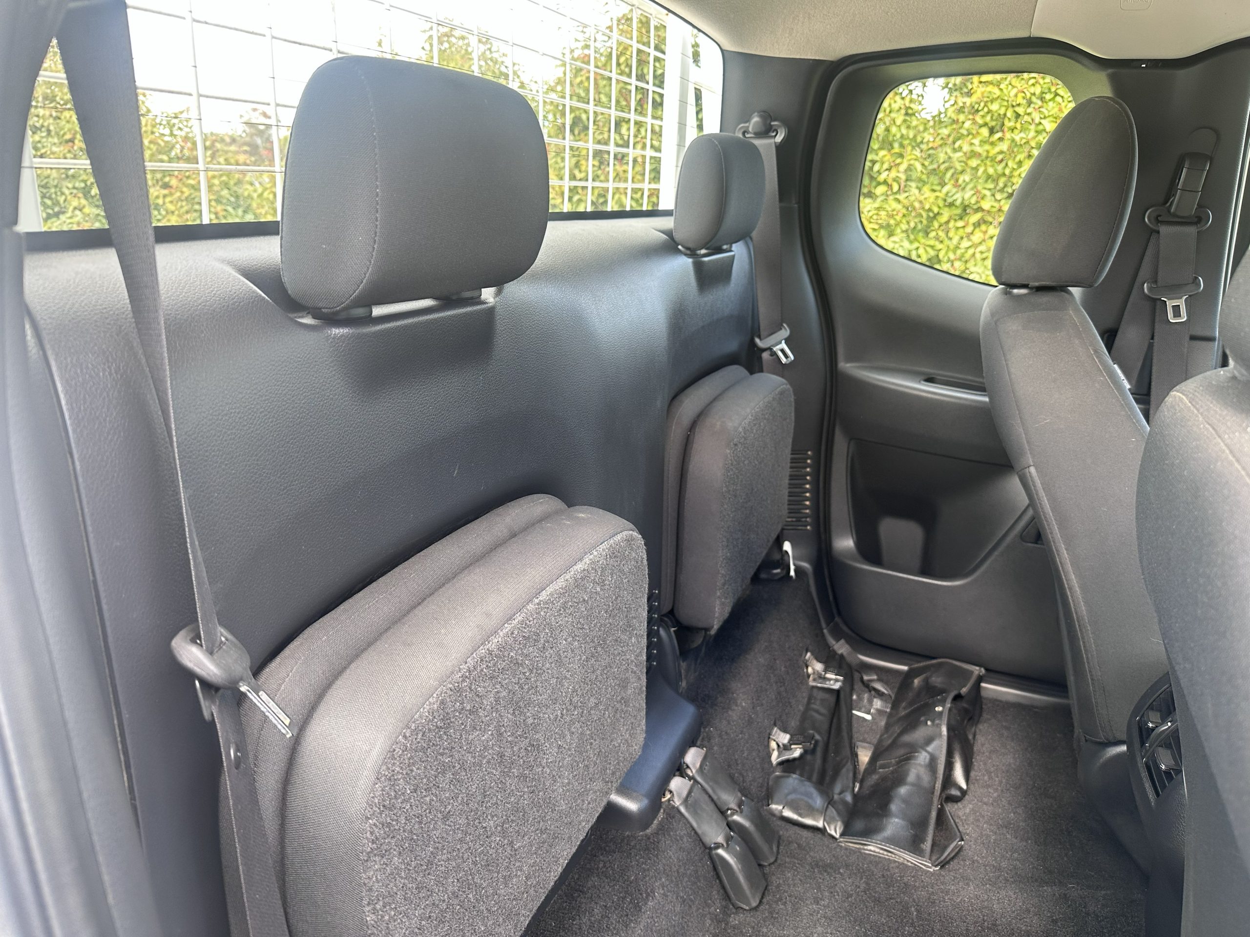 2021 Nissan Navara SL - Image 9