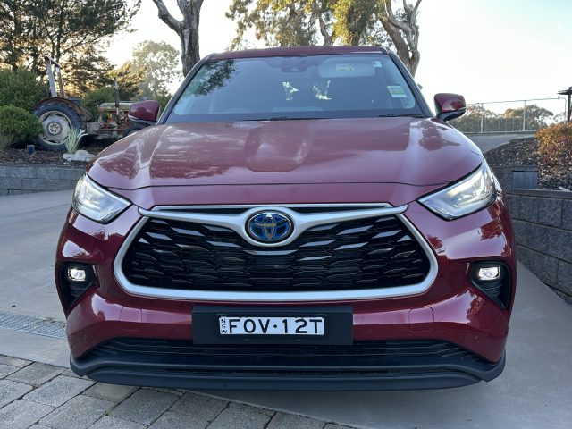 2025 Toyota Kluger GX Hybrid AWD + OPT Colour - Image 2