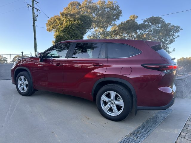 2025 Toyota Kluger GX Hybrid AWD + OPT Colour - Image 3
