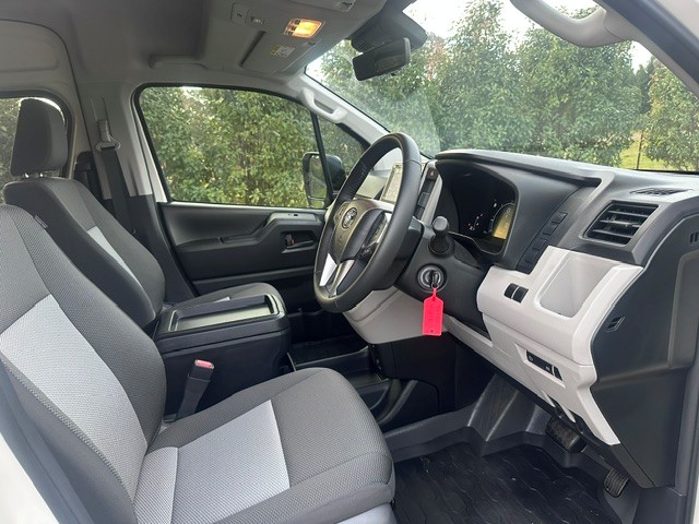 2026 Hiace Van SLWB - Image 8