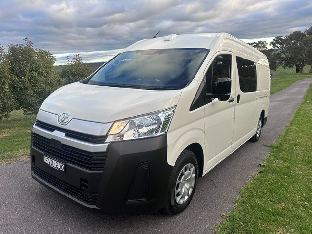 2026 Hiace Van SLWB - Image 3