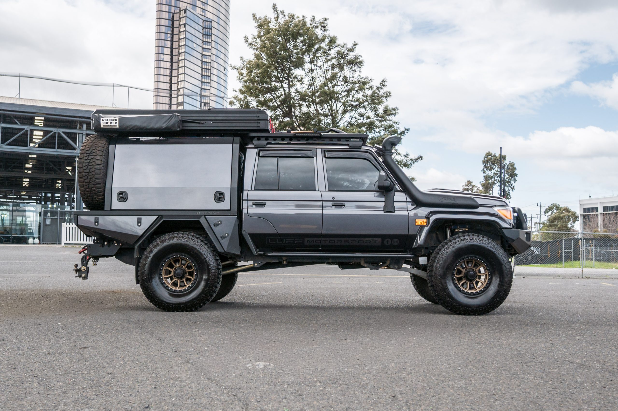 2023 TOYOTA LANDCRUISER 70 SERIES GXL