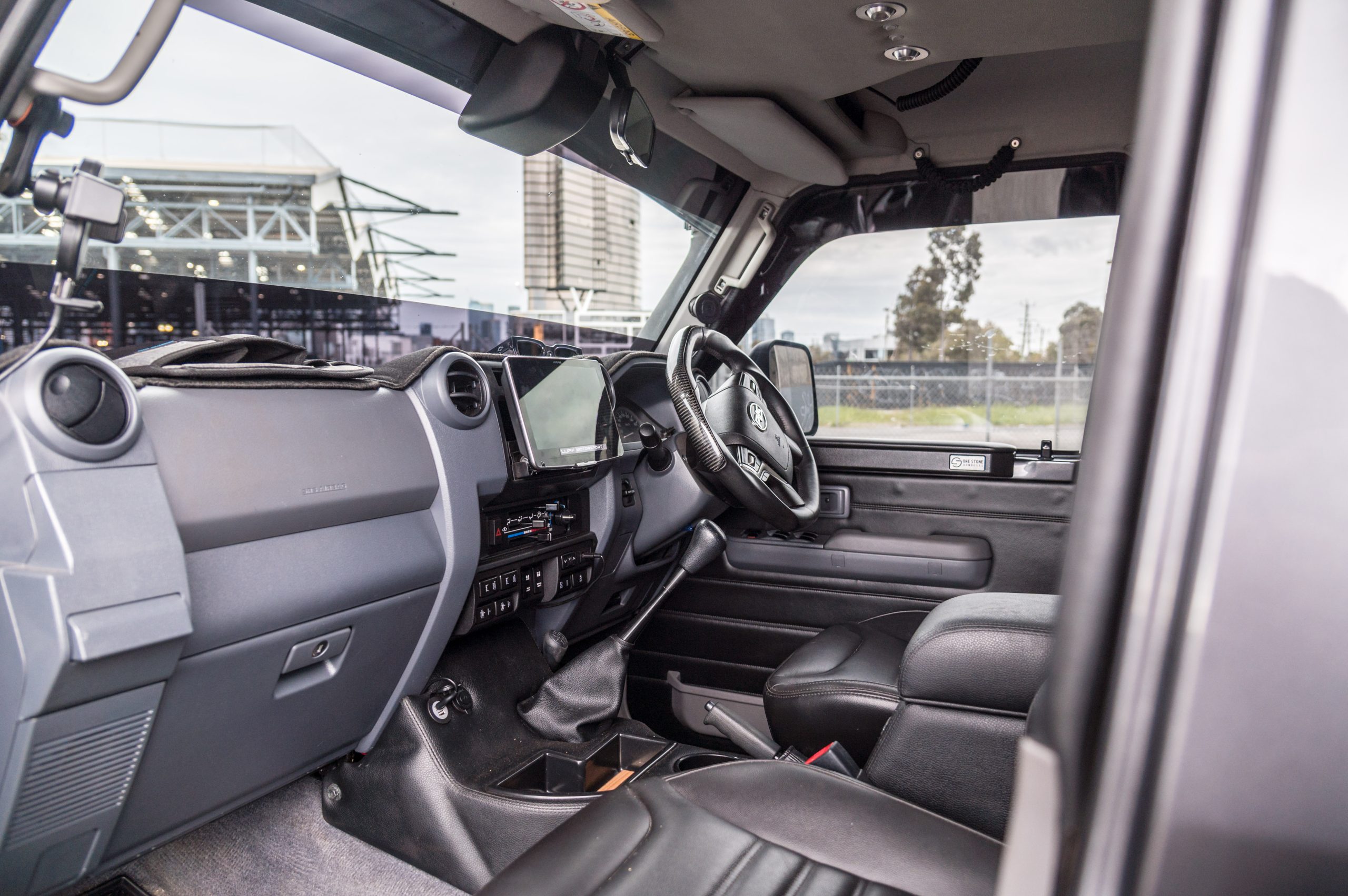 2023 TOYOTA LANDCRUISER 70 SERIES GXL - Image 3