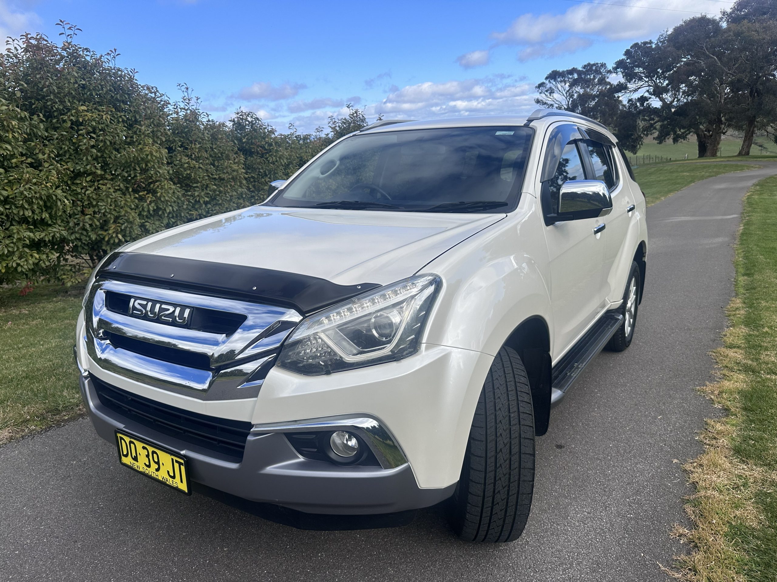 2018 Isuzu MU-X LS-T - Image 4
