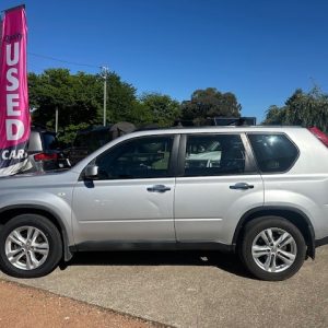 2011 NISSAN X-TRAIL ST (FWD)